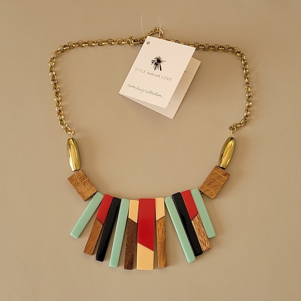 Fashion necklace